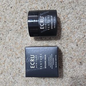 NIB Ecru New York Texture Styling Balm